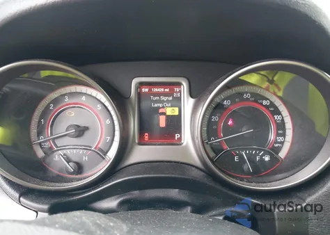 2015 Dodge Journey Crossroad z USA, uszkodzony, nr VIN 3C4PDCGG8FT632182